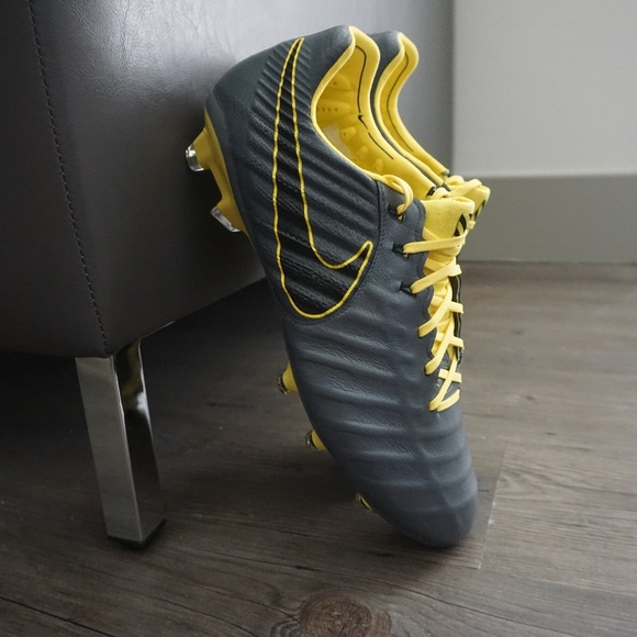 Nike Other - Nike Legend 7 Elite Tiempo FG Soccer Cleats